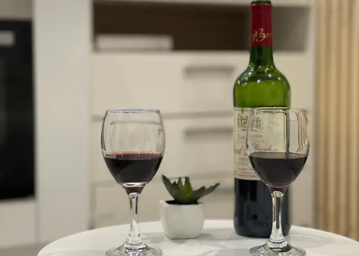 Le Terrasse - Le Calme En Plein Coeur Du Centre-ville Ruan